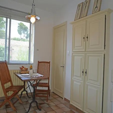 Villa Spacious Retreat In