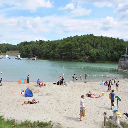 Villa Spacious Retreat In *