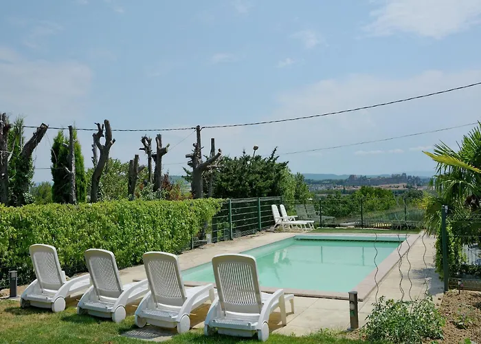 ヴィラ Spacious Retreat In カルカソンヌ