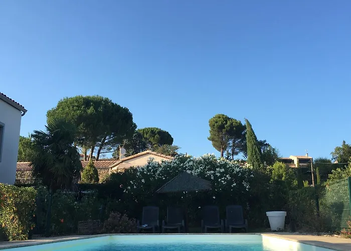 Villa Spacious Retreat In Carcassonne